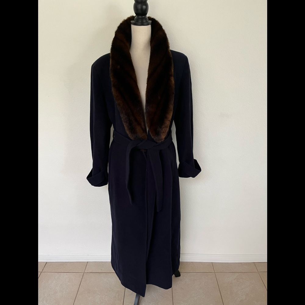 Elegant !! Ralph Lauren 100% Lambswool Coat Fur Collar